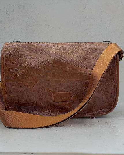 Māori Cross Body Side Bag
